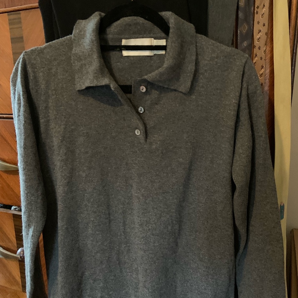 Gray Collared 100% Cashmere Long-Sleeve Sweater